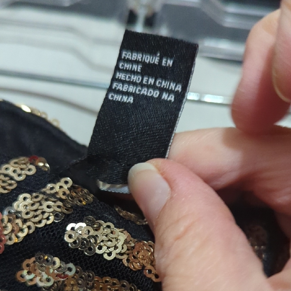 Gold and Black Sequin Patterned Pants - Picture 3 of 6